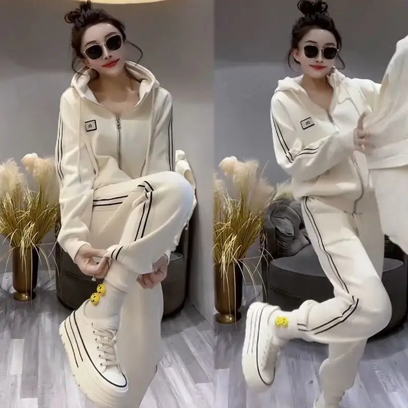 Fashionable Loose Sweatshirt Set Women&