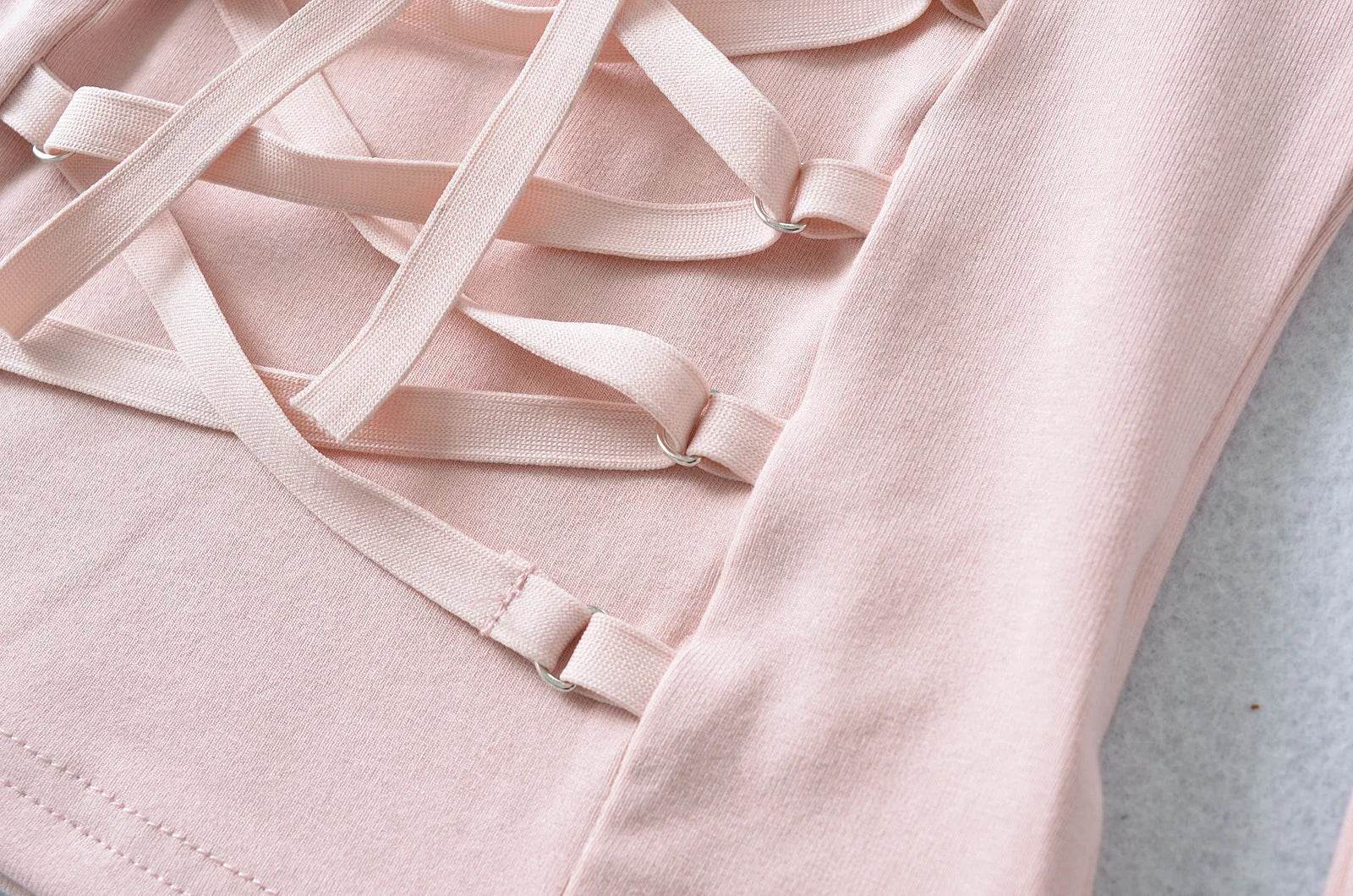 Crisluvᵀᴹ Women’s Y2K Lace-Up V-Neck Cropped Long Sleeve Top