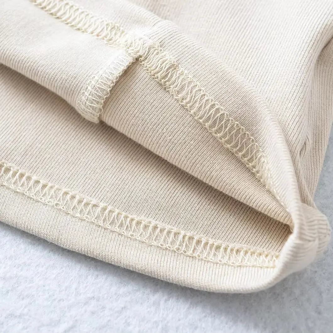 Crisluvᵀᴹ Women’s Y2K Lace-Up V-Neck Cropped Long Sleeve Top