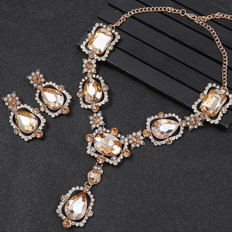 Wedding Jewelry Set Wholesale Big Beautiful Crystal Drop Earrings and Emerald Green Rhinestone Statement Necklace for Women