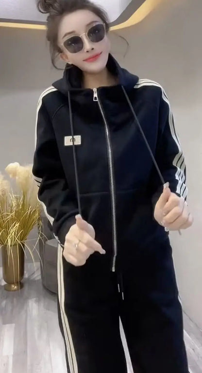 Fashionable Loose Sweatshirt Set Women&