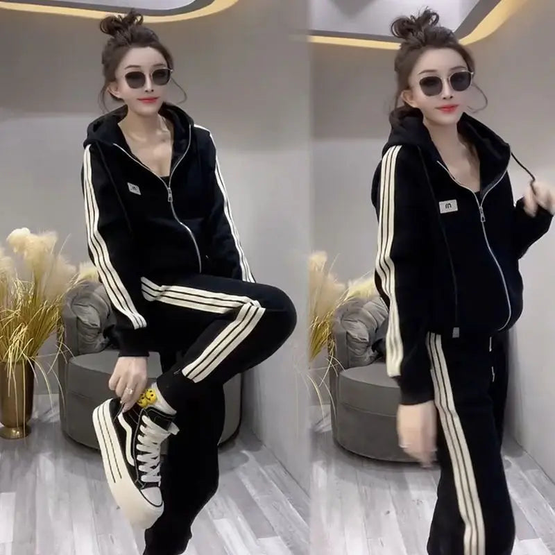 Fashionable Loose Sweatshirt Set Women&