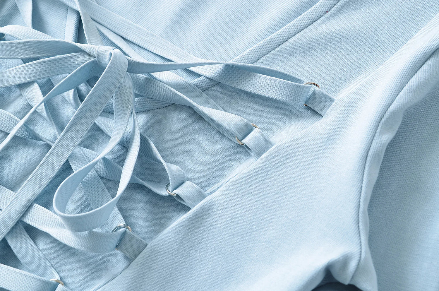 Crisluvᵀᴹ Women’s Y2K Lace-Up V-Neck Cropped Long Sleeve Top