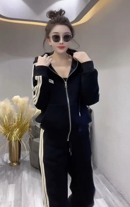 Fashionable Loose Sweatshirt Set Women&