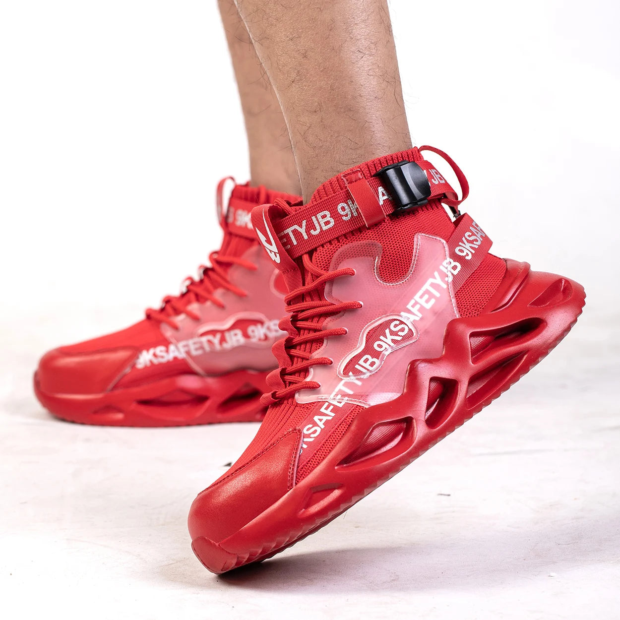 Steel Toe Safety Shoes Men Women Work Safety Boots Lightweight Breathable Comfortable Industrial Construction Sneakers Men Boots