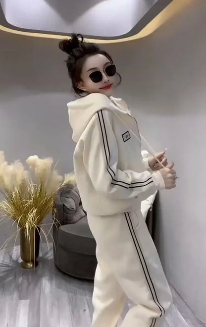 Fashionable Loose Sweatshirt Set Women&