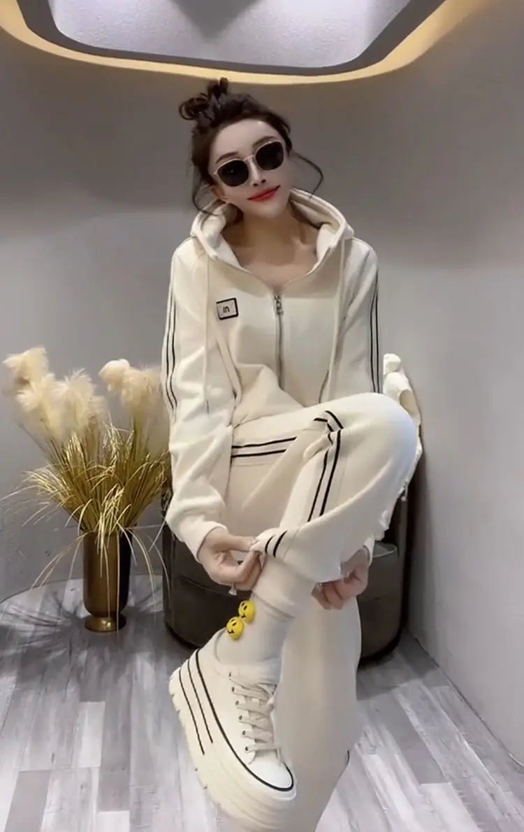 Fashionable Loose Sweatshirt Set Women&