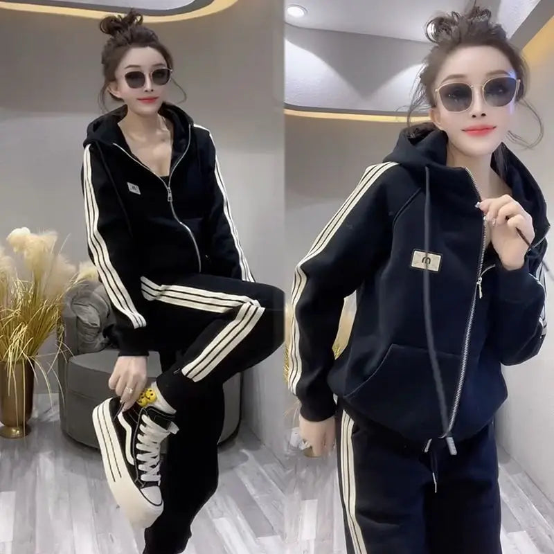 Fashionable Loose Sweatshirt Set Women&