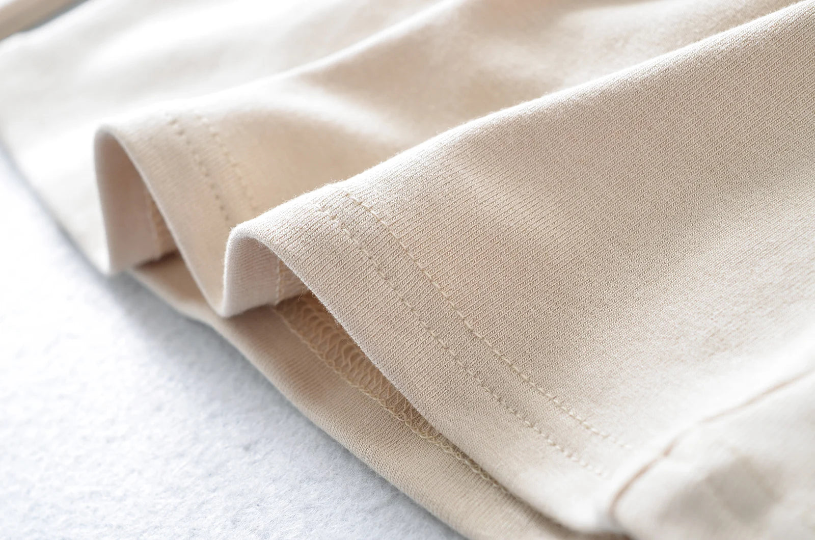 Crisluvᵀᴹ Women’s Y2K Lace-Up V-Neck Cropped Long Sleeve Top