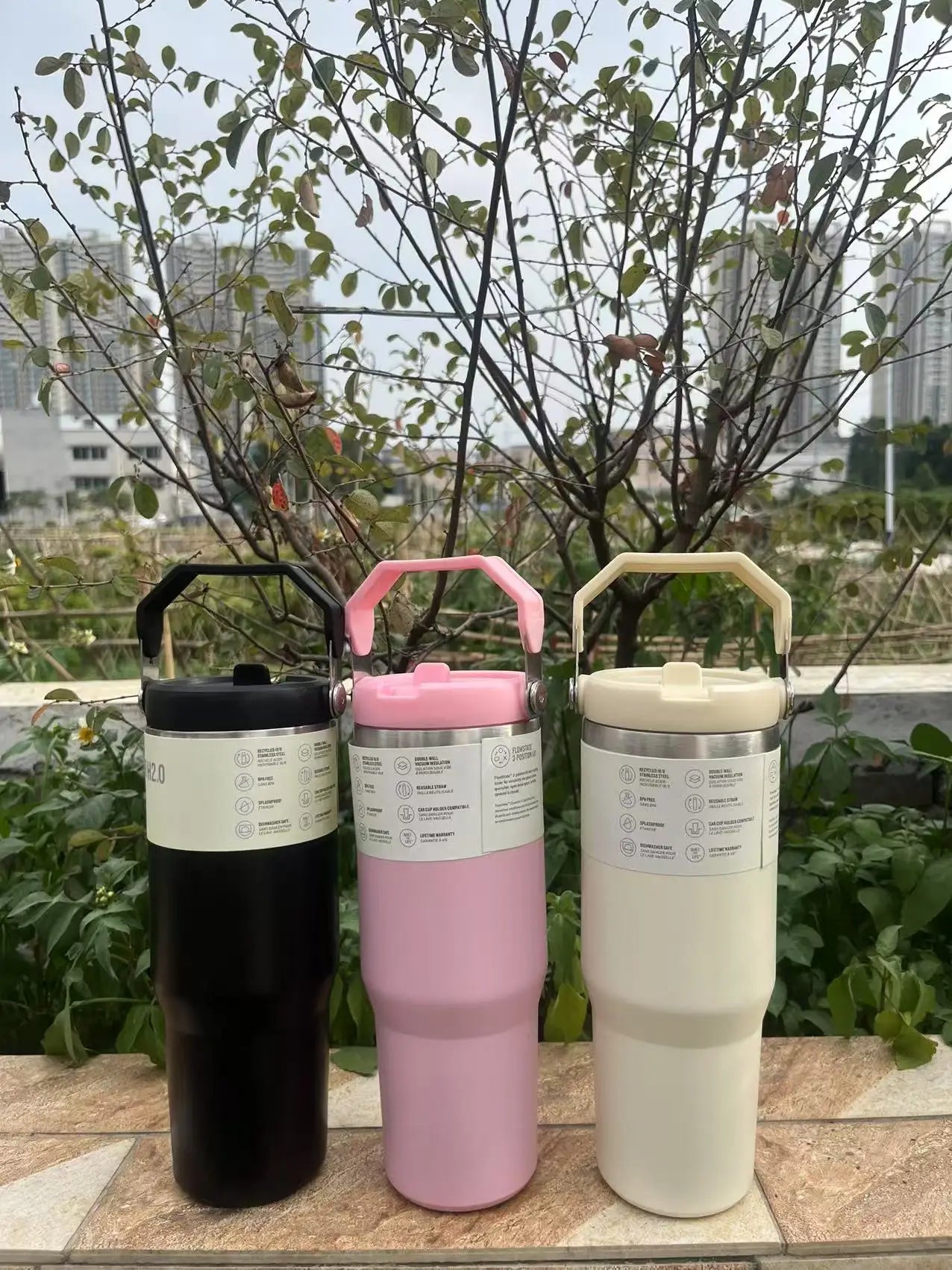 MINISO 30 oz Vacuum Thermos Cup with Treatment Double Layer Thermos Cup Stainless Steel Sports Water Bottle Hot and Cold Drinks