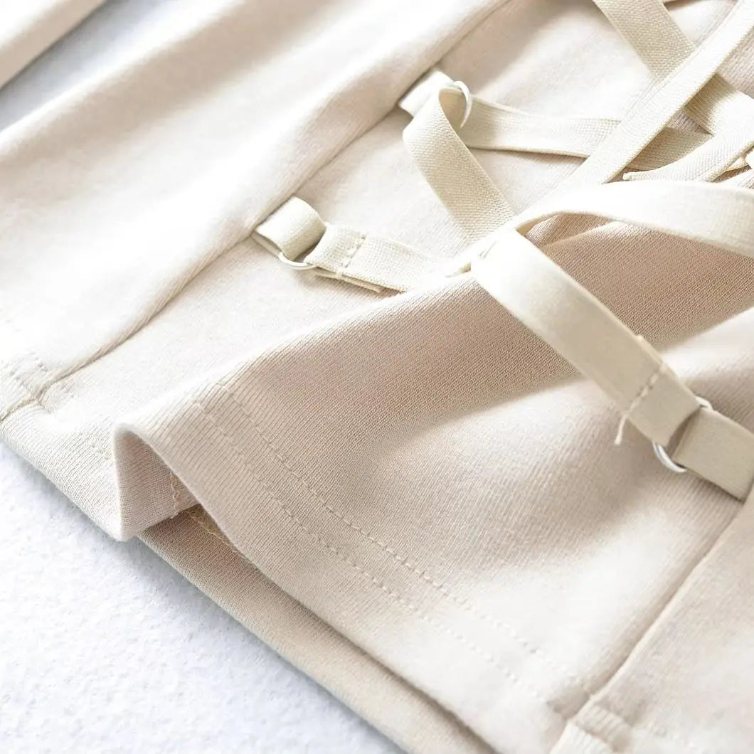 Crisluvᵀᴹ Women’s Y2K Lace-Up V-Neck Cropped Long Sleeve Top